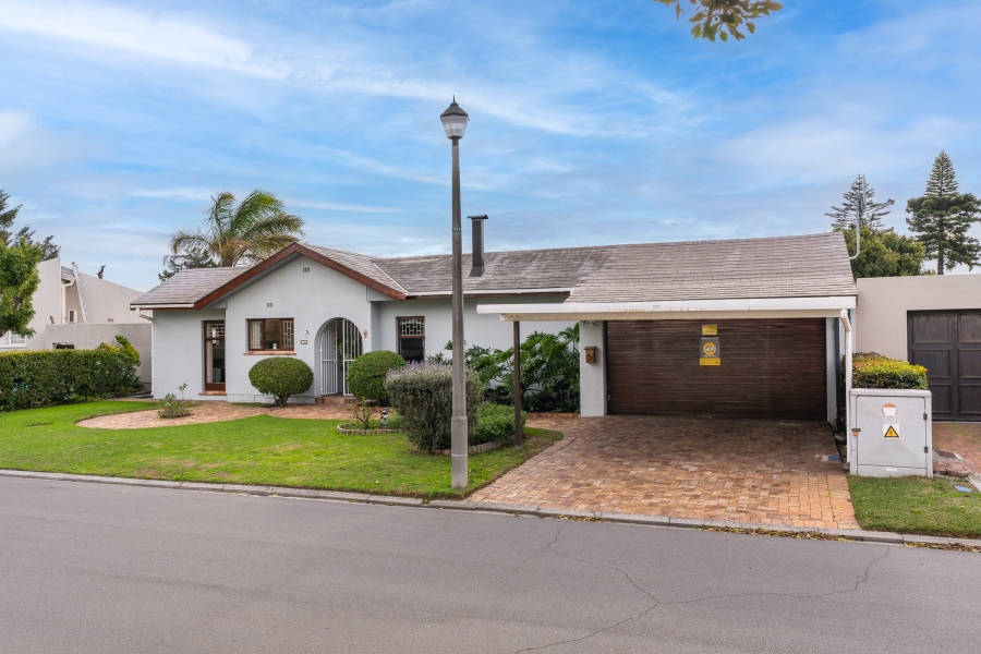 4 Bedroom Property for Sale in Edgemead Western Cape